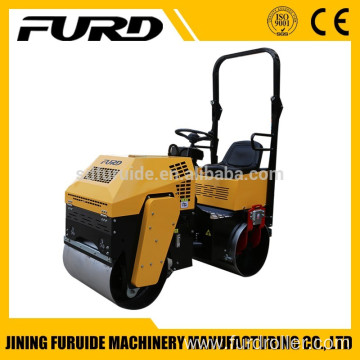 2.5 Ton Vibrator Soil Compactor Mini Road Roller (FYL-880)